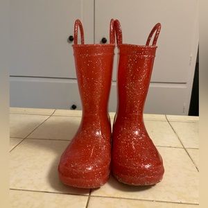 Rain boots for girls in good condition